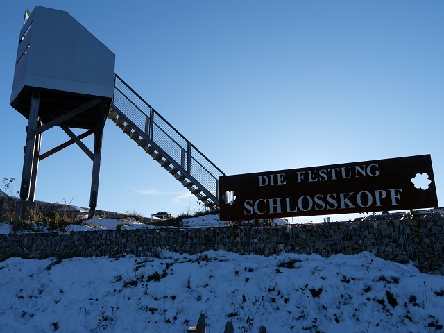 Aussichtsurm in der Festung Schlosskopf