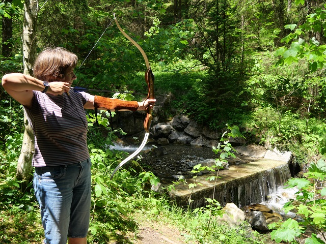 Auszeit im Allgäu - Bogenschießen in der Höllschlucht bei Pfronten