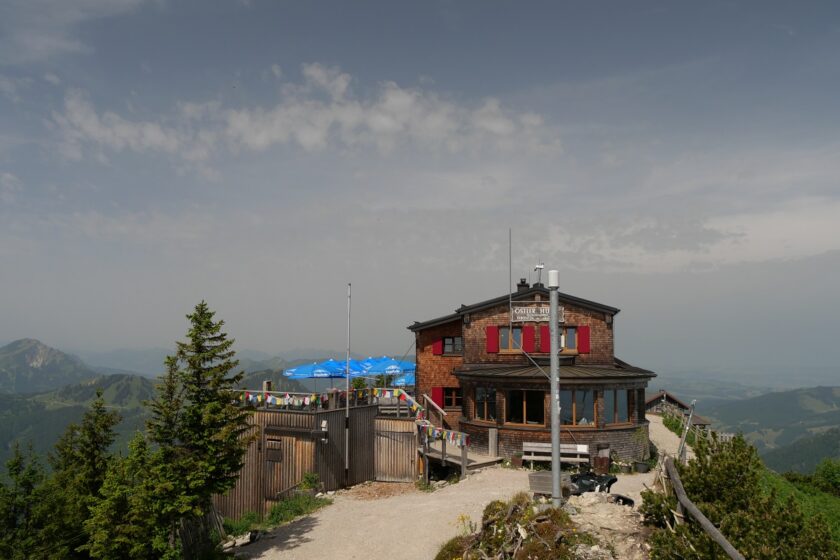 Die Ostlerhütte auf dem Breitenberg bei Pfronten