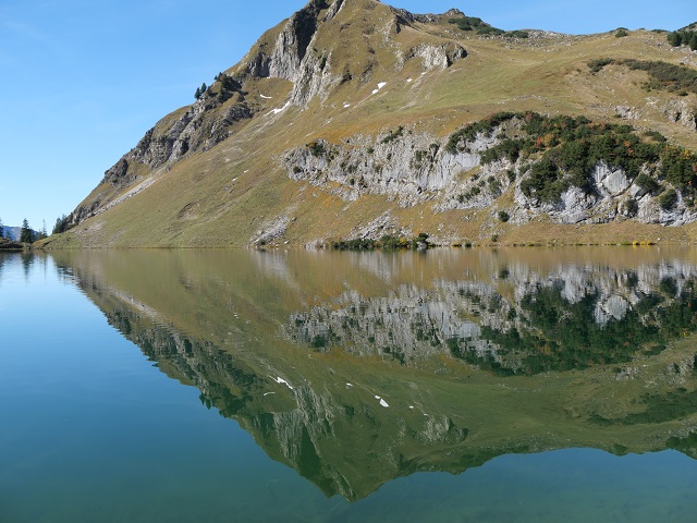 Spiegelung des Seeköpfle im Seealpsee